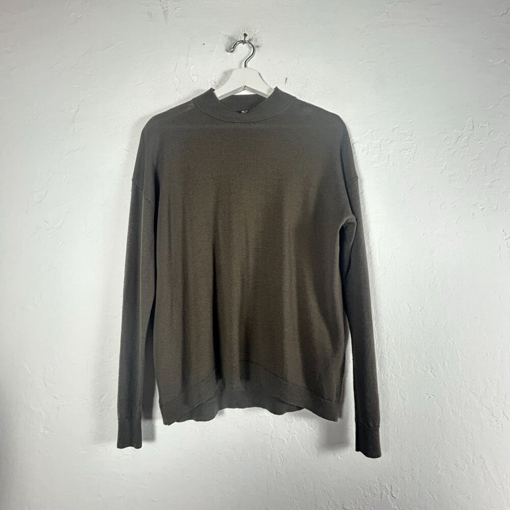 Uniqlo Women's Wool Mock Neck Sweater Olive Green Medium Pullover Long Sleeve